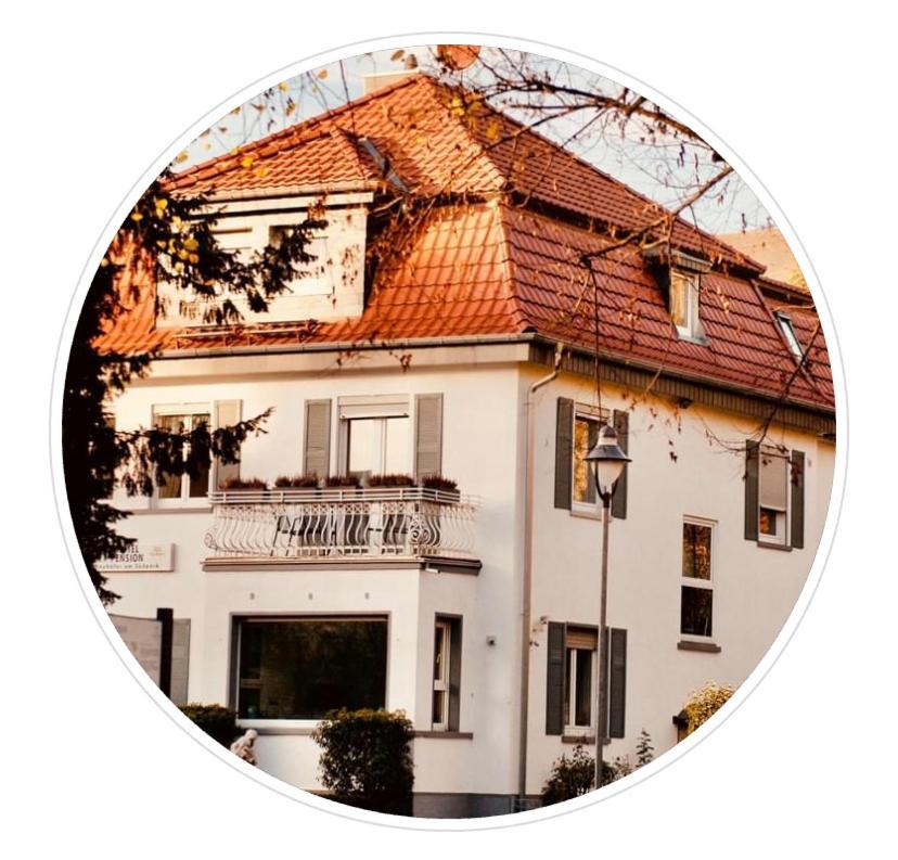 Villa Am Suedpark Бад Наухайм Екстериор снимка